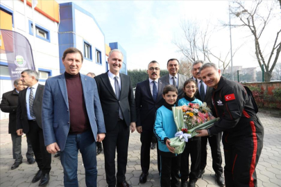 Astronot Alper Gezeravcı İnegöl’de Öğrencilerle Buluştu