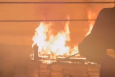 Bursa'da yaktıkları ateş parktaki oyun gruplarını küle çevirdi