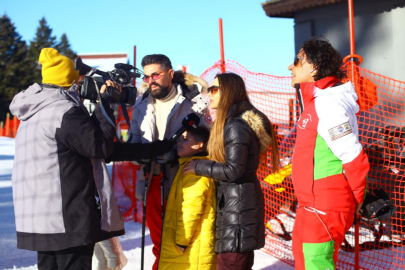 Sahneye tabutla çıkan ünlü sanatçının Uludağ'da aile keyfi