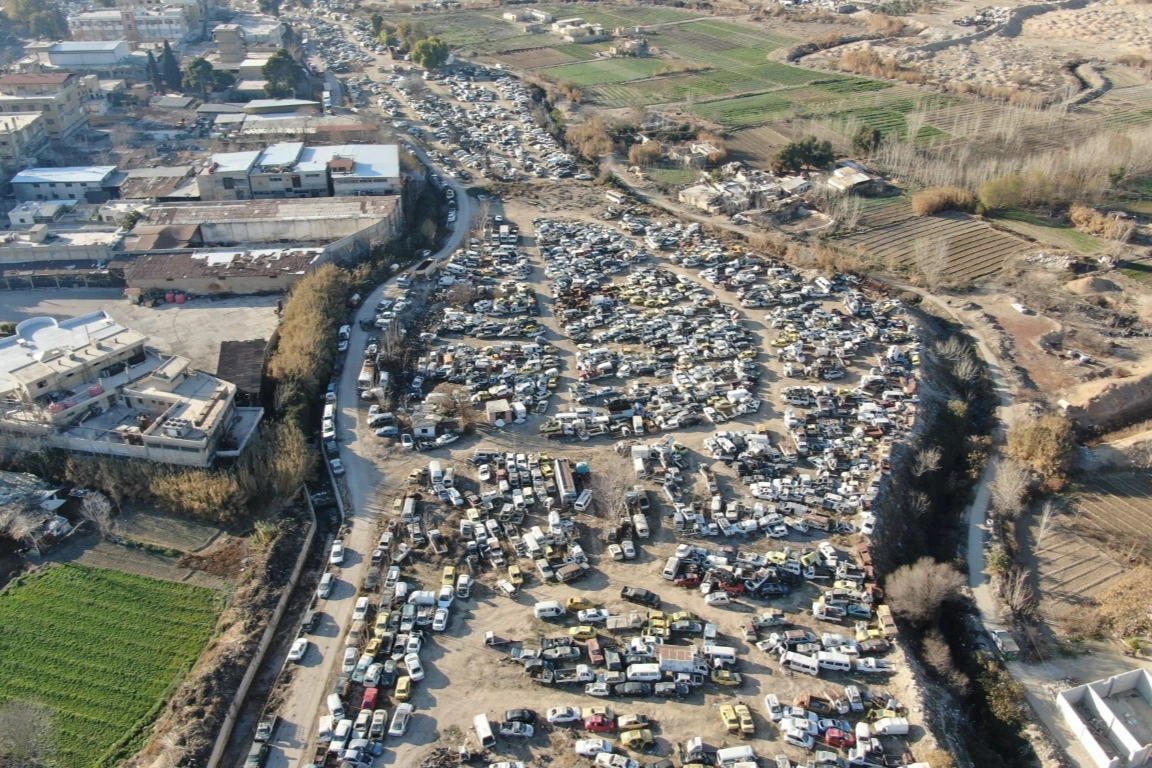 Binlerce araç çürümeye terk edildi
