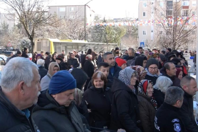 Bursa'da eksi 3 derecede ucuz alışveriş çılgınlığı