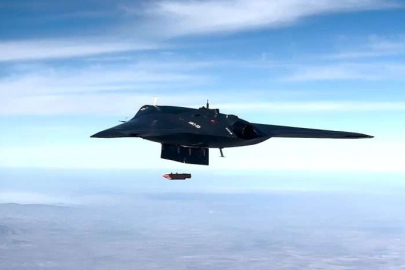 ANKA-III LGK-82 mühimmatını ateşleyerek hedefi başarıyla vurdu