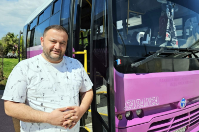 İçerisinde altın ve ziynet eşya dolu olan çantayı otobüste unuttu