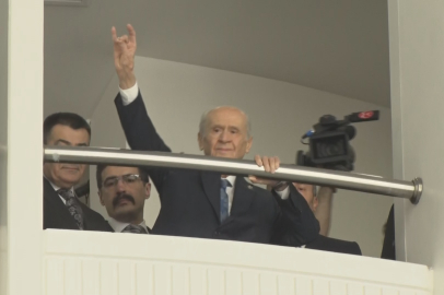 MHP Genel Başkanı Bahçeli, genel merkezde çalışmalara başladı