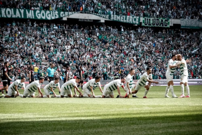 Timsah dolu dizgin şampiyonluk yolunda...