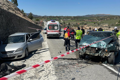 Feci kaza: Karı-koca hayatını kaybetti, 3 kişi yaralandı