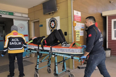 Bursa'da iki motosiklet çarpıştı: 1'i ağır 3 yaralı