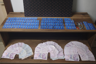 Bursa'da kuyumculara sahte altın satan 2 şüpheli yakalandı