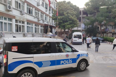 CHP'li Kemalpaşa Belediyesine yönelik "usulsüzlük operasyonu"