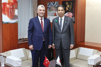 Ticaret Bakanı Bolat, Japonya Tarım Bakanı Taku ile bir araya geldi