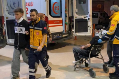 Bursa'da yan bakma kavgası: 2 kişiyi silah kabzasıyla darp etti