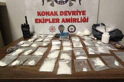 Motosikletli uyuşturucu tacirleri polisten kaçamadı