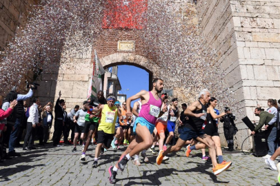 Bursa Emniyeti Tarihi Kent Koşusu için trafiğe kapatılacak yolları açıkladı