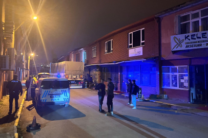 Ters yönden giden alkollü tır şoförü trafiği birbirine kattı