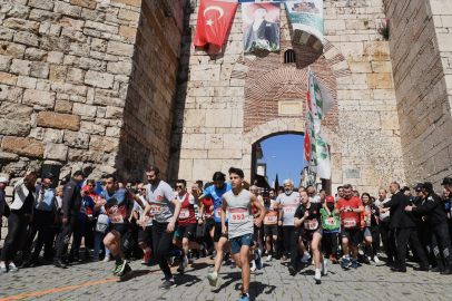 Osmangazi’de spor ile tarihi buluşturan koşu