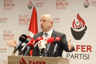 Zafer Partisi Genel Başkanı Ümit Özdağ hastaneye götürüldü