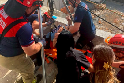 Kuyuya düşen yaşlı kadın kurtarıldı