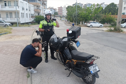 Polisin önünde yaptığı akrobatik hareketler pahalıya maloldu