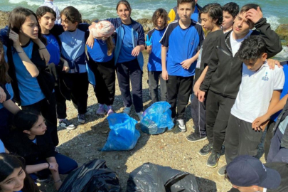 Öğrencilerden Mudanya sahillerinde temizlik operasyonu
