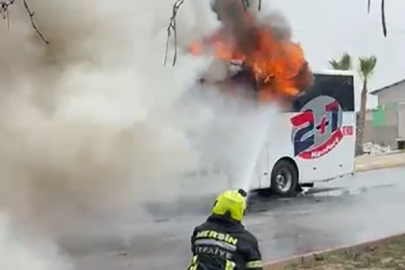 Yolcu otobüsü alev alev aldı...