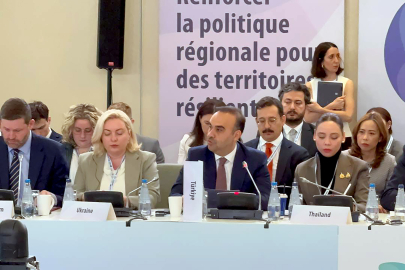 Bakan Kacır OECD Zirvesi’nde