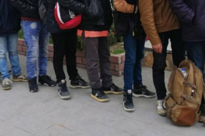 "Ülke genelinde 49 organizatör ve 509 düzensiz göçmen yakalandı"