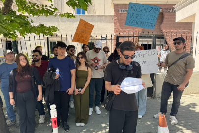 Üniversite öğrencilerinden yüzde 74'lük zam protestosu