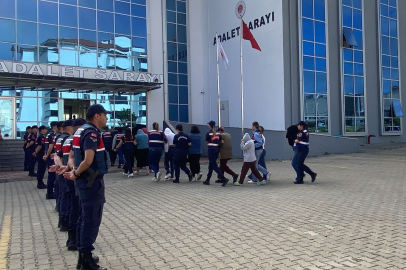 Fuhuş baskınında 12 kadın kurtarıldı