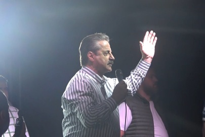 Bursa'da böyle kutlama görülmedi, binlerce taraftar geceyi aydınlattı