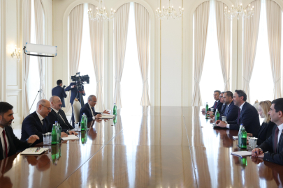 Bakan Bayraktar, Aliyev tarafından kabul edildi