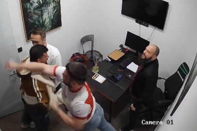 Bursa'da milli sporcuya pusu kurup, silah çektiler