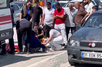 Yolun karşısına geçmeye çalışan yaşlı kadına otomobil çarptı