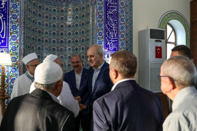 TBMM Başkanı Kurtulmuş, bayram namazını Çanakkale'de kıldı