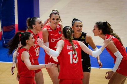 A Milli Kadın Voleybol Takımı, Polonya'yı 3-2 mağlup etti