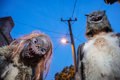 Bursa'da 200 yıllık ‘Deliler' gece vakti köyü bastı