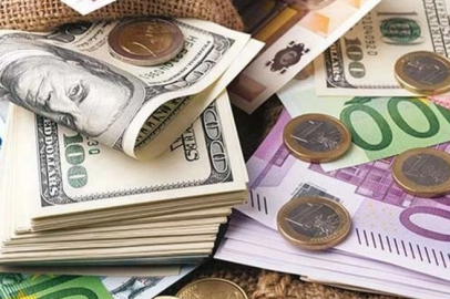 Serbest piyasada döviz fiyatları