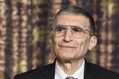 Nobel ödüllü bilim insanı Aziz Sancar'a KKTC vatandaşlığı verildi
