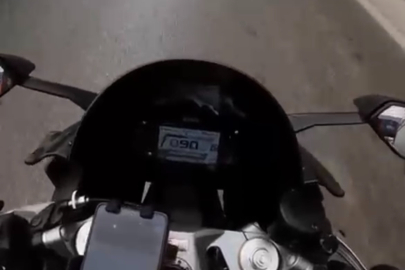 Bursa'da motosiklet sürücüsünün ölümden döndü