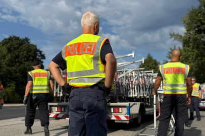 Zelenskiy'den Berlin'e sürpriz ziyaret