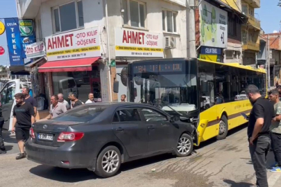 Bursa'da otomobil, belediye otobüsüyle çarpıştı