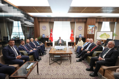 Bakan Tekin: "Müfredata doğa ve aile teması eklendi"