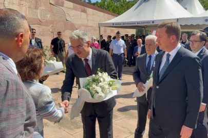 Bursa'da Celal Bayar kabri başında anıldı