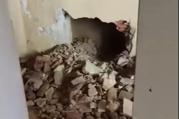 Bursa'da eve girdiğinde şoku yaşadı: Miras kavgası, define aramaya döndü