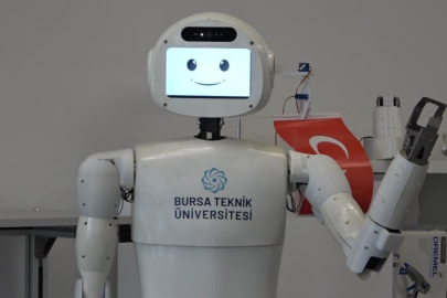 Türk üniversitelerinde bir ilk: Yapay zeka destekli insansı robot geliştirildi