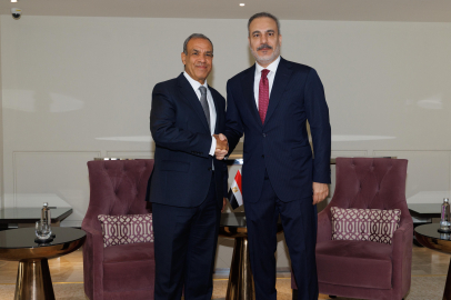 Bakan Fidan, Mısırlı mevkidaşı Abdellaty ile bir araya geldi