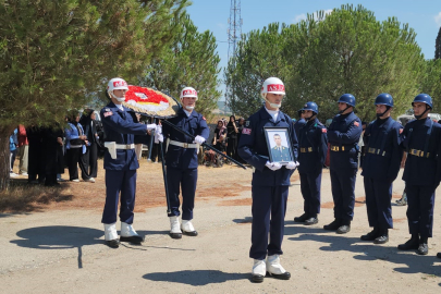 Kara astsubay öğrencisi toprağa verildi