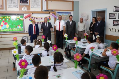 Bursa’da minikler okula ilk adımlarını attı