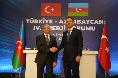 Bayraktar ve Şahbazov'dan ortak basın toplantısı