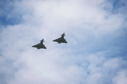 İngiliz savaş uçaklarından "Doğu Gözcüsü" devriye uçuşu