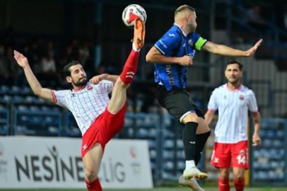 Karaca evinde vurgun yedi!